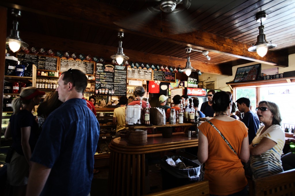 What's your favorite way to provide exceptional, unexpected customer service? Photo courtesy of Dogancan Ozturan via Unsplash
